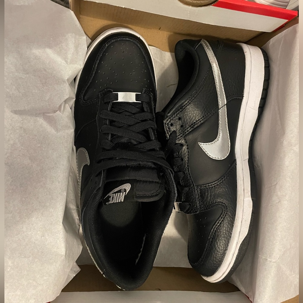 black/chrome/white nike dunks; size 6.5Y